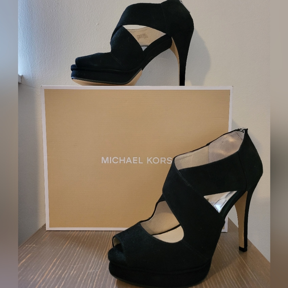 Michael Kors Black Women's Heels New In Box